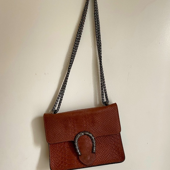 Genuine Leather Crossbody / shoulder bag - Picture 2 of 4